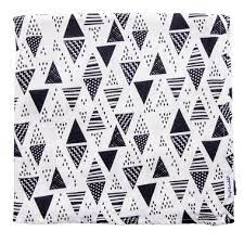 Tiny Twinkle Couverture d’emmaillotage triangle noir et blanc 120×120